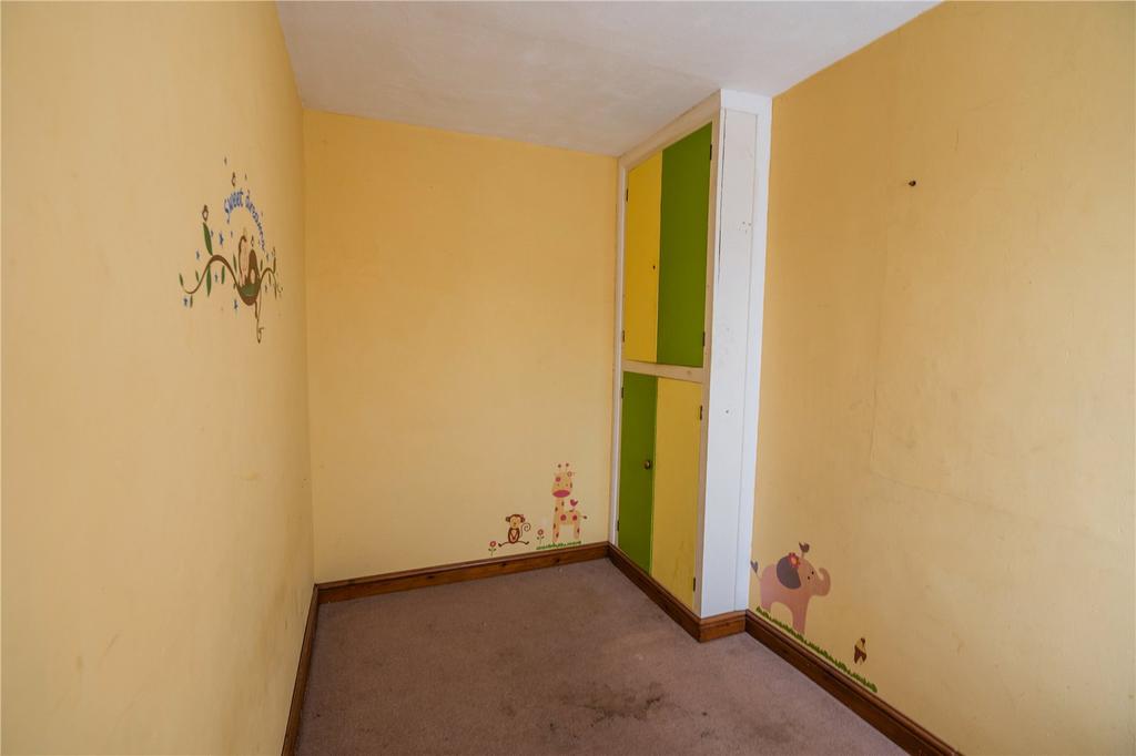 Bedroom 2 (2)