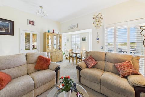 2 bedroom apartment for sale, Badger Wood, Middleton, Morecambe