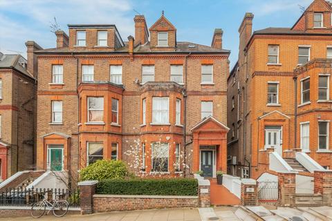 2 bedroom flat for sale, Netherhall Gardens, London NW3