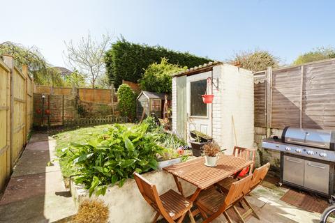 66 Avon Way, Portishead, Bristol, BS20 6NA
