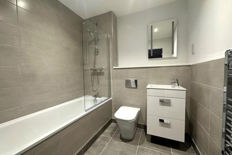 2 bedroom apartment to rent, Grapnel, Furness Quay, Salford Quays M50