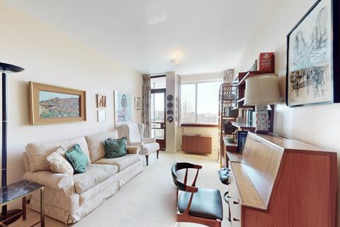 3 bedroom apartment for sale, London House, 7-9 Avenue Road, London, NW8