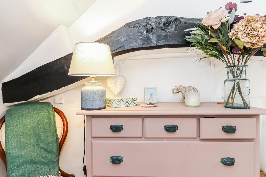 Bedroom Beam
