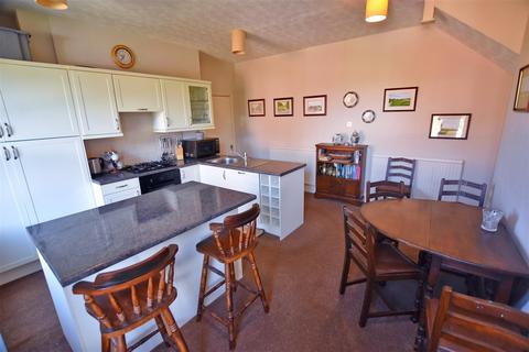 2 bedroom maisonette for sale, Park Road, Cromer