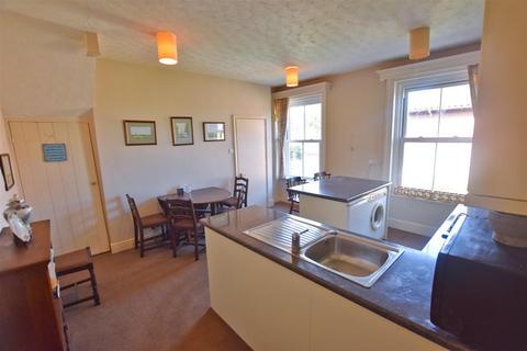 2 bedroom maisonette for sale, Park Road, Cromer
