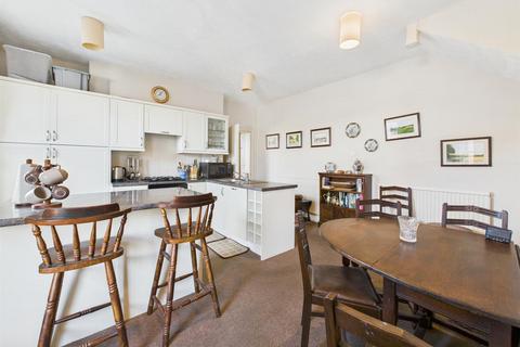 2 bedroom maisonette for sale, Park Road, Cromer