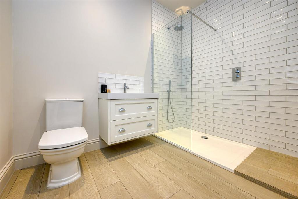 Leewood - Internal (10 of 40).jpg