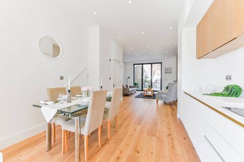 4 bedroom house for sale, 27a - 29 The Grove, Coulsdon CR5