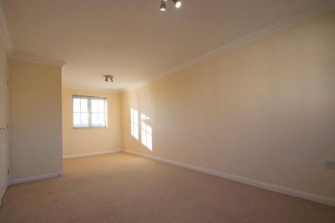 2 bedroom flat to rent, The Yard, Braintree CM7