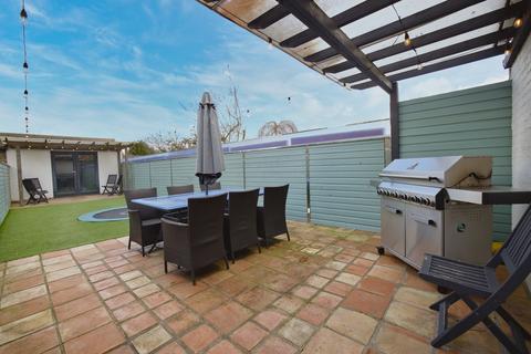 24 Augustine Road, Minster, Ramsgate, CT12 4DQ