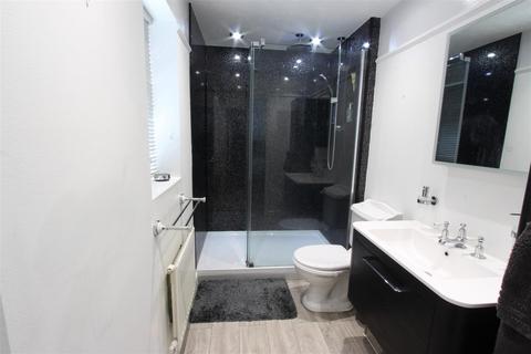 3 bedroom detached house to rent, Pagent Court, Kettering NN15