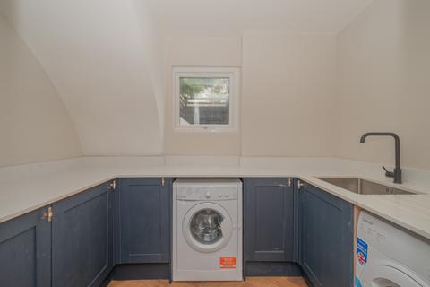 73 West Cliff Road, Ramsgate, CT11 9NS