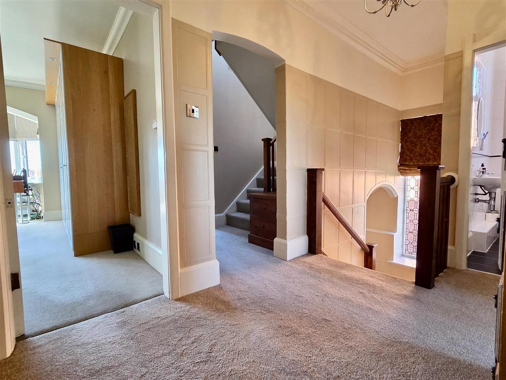 First floor central landing