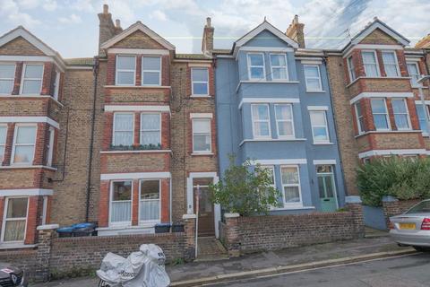 2 bedroom flat for sale, 14 Lyndhurst Road, Ramsgate, CT11