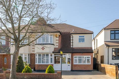 9 Crest Road, Bromley, BR2 7JA