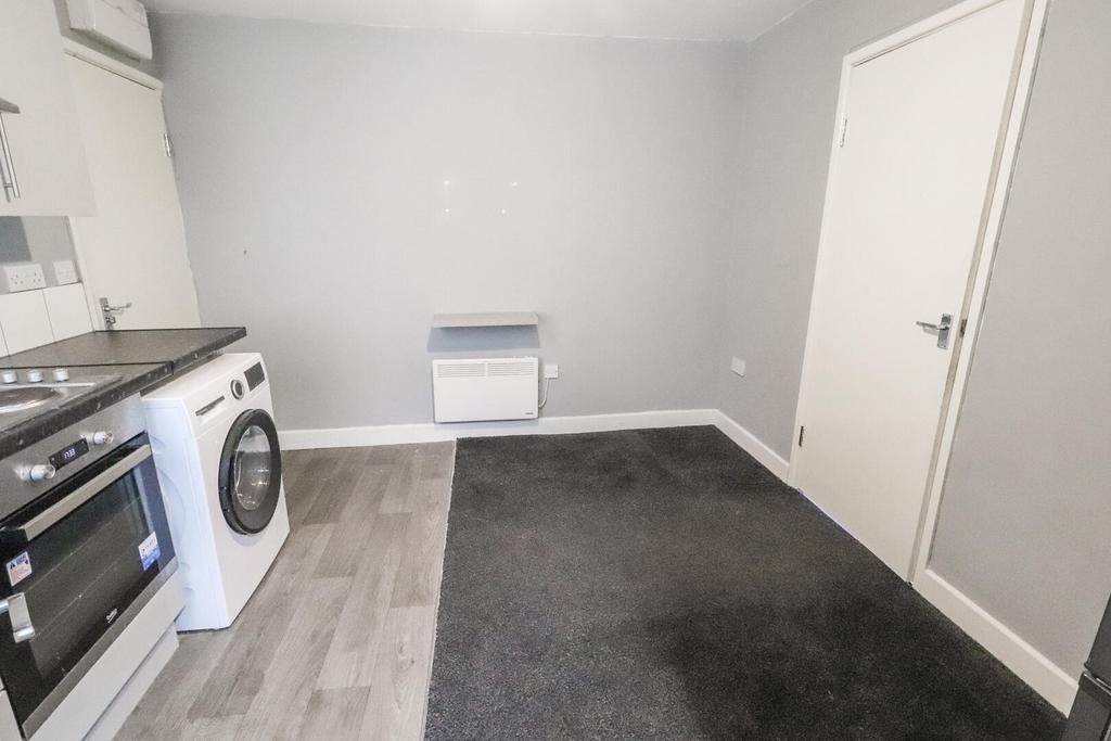Living Room/Kitchen