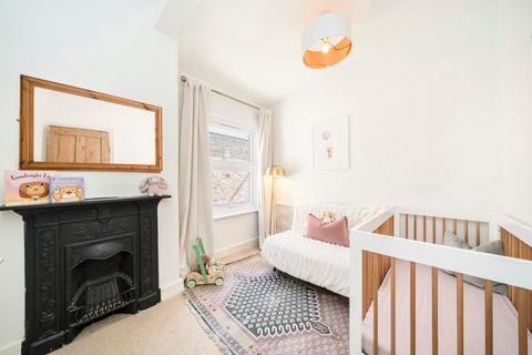16 Eversley Road, London, SE7 7LD
