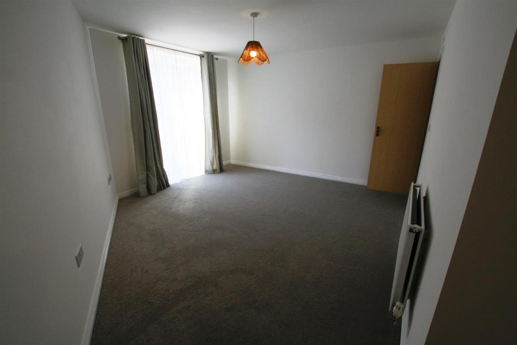 Pollardcourt,42bed1.JPG