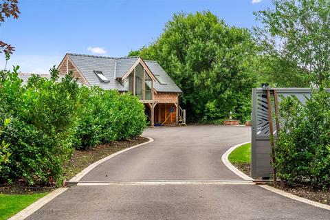 4 bedroom detached house for sale, Holmes Chapel Road, Over Peover, WA16