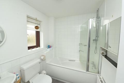 35 Angora Way, Fleet, GU51 2UA