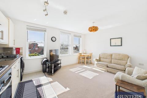 2 bedroom flat for sale, Jubilee Court, Filey