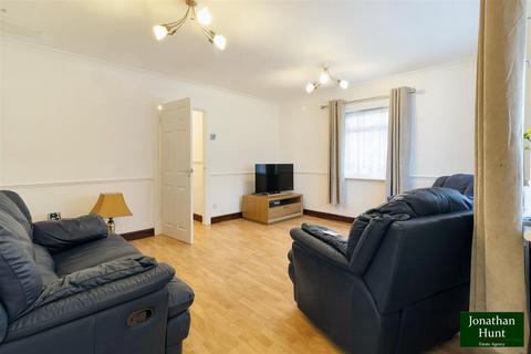undefined, Wheatsheaf Drive, Ware SG12