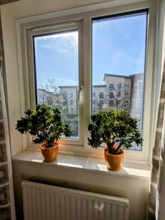 1 bedroom flat to rent, Trawler Road, Swansea. SA1 1XB.
