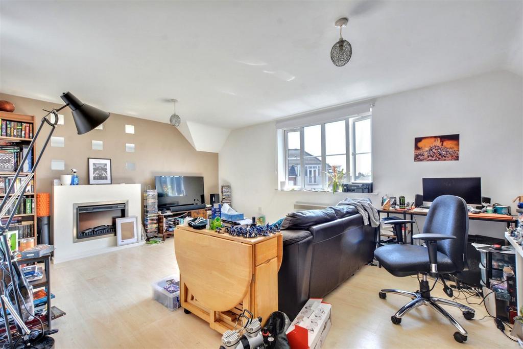 Lounge 3.jpeg