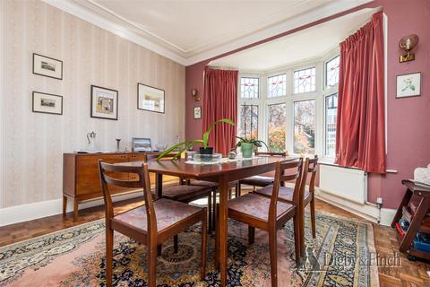 4 bedroom semi-detached house for sale, Priory Road, West Bridgford, Nottingham