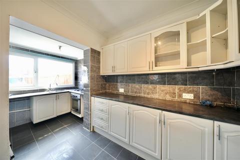2 bedroom semi-detached house for sale, Oban Avenue, Hull