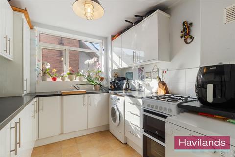 5, Margaret Court Vicars Moor Lane, London, N21 2QL