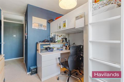 5, Margaret Court Vicars Moor Lane, London, N21 2QL