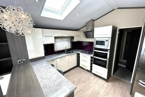 2 bedroom park home for sale, Harbour View, Rockley Park, Poole, BH15