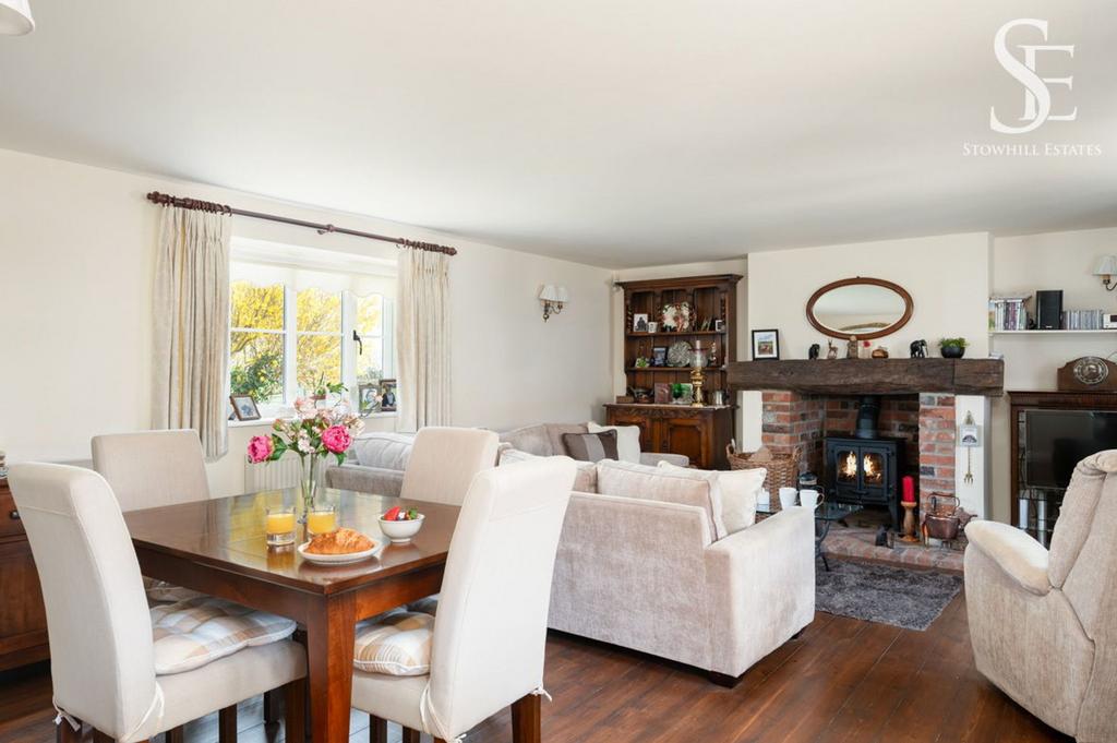 Annex living/dining room