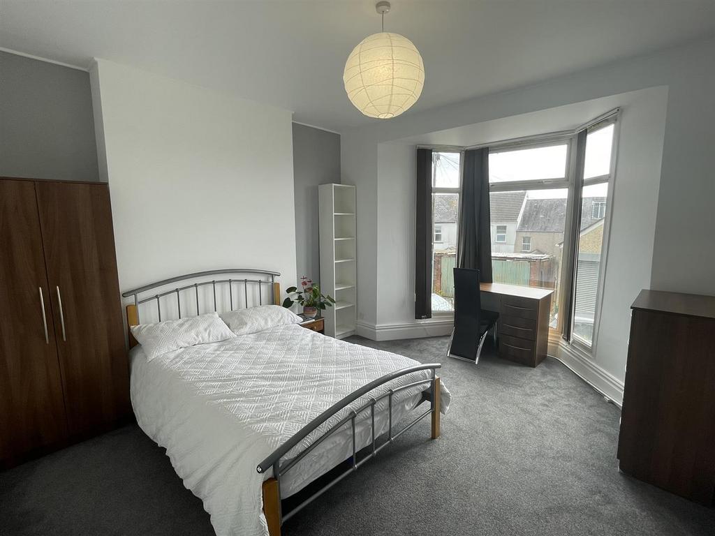 Bedroom 1.JPEG