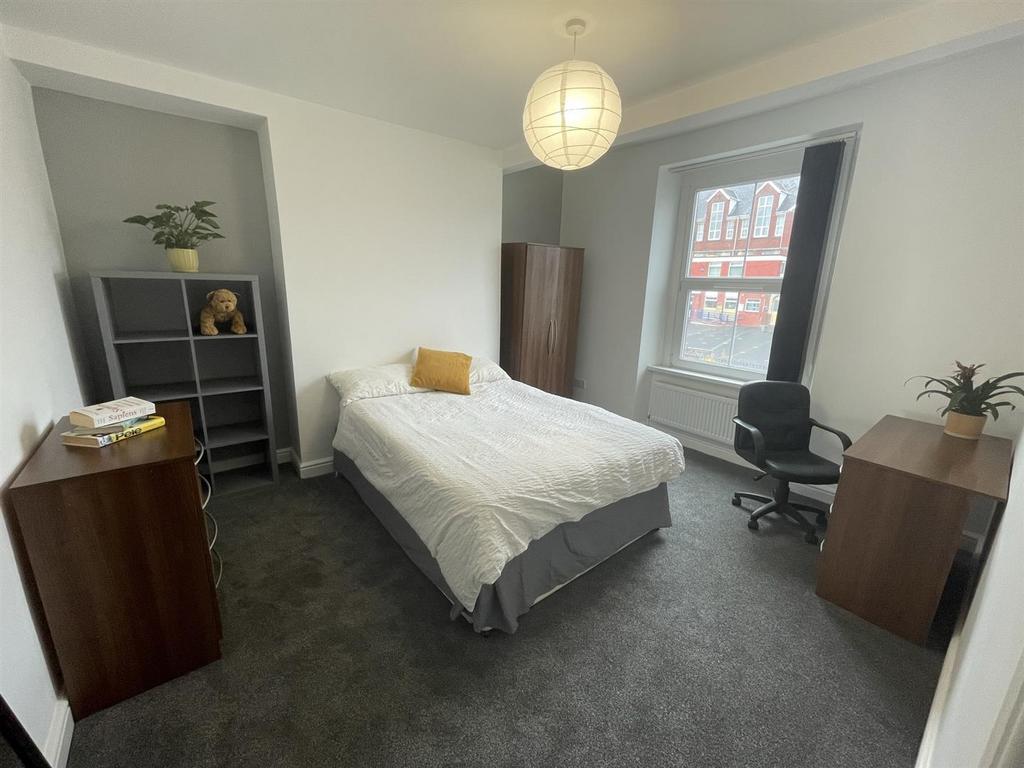 Bedroom 4.JPEG