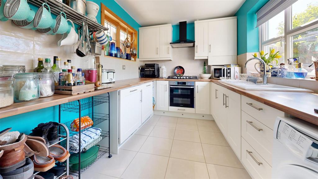 3-Cove-Cottages-Kitchen 1.jpg