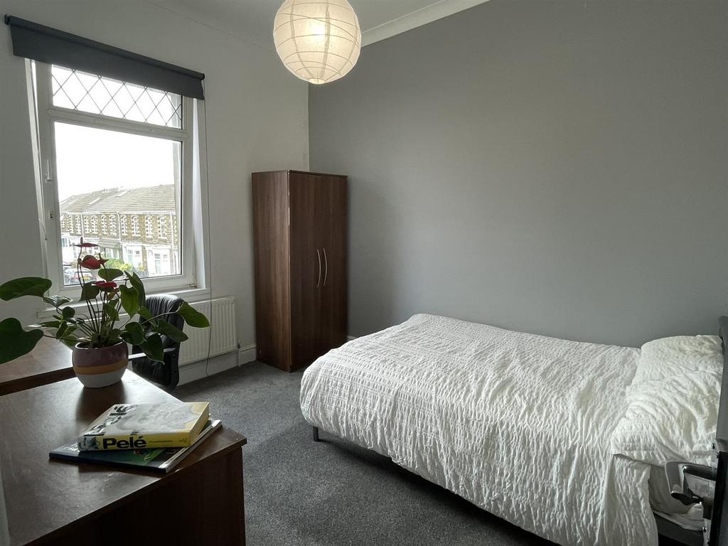 Bedroom 4.JPEG