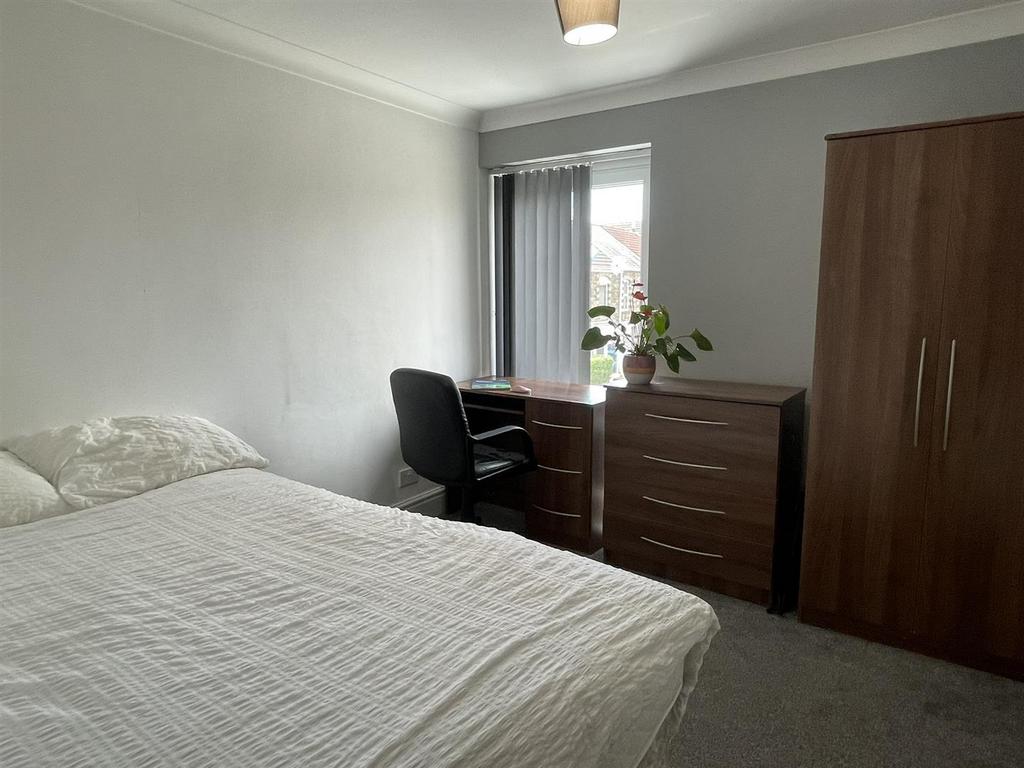 Bedroom 2.JPEG
