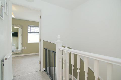 2 bedroom terraced house for sale, Braine Croft, Wibsey, Bradford, BD6