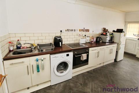 1 bedroom chalet for sale, Priory , Seawick CO16