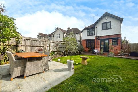 4 bedroom detached house for sale, Bridge Road, Maidenhead, Berkshire
