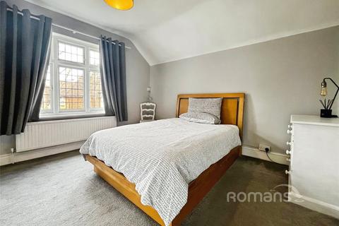 4 bedroom detached house for sale, Bridge Road, Maidenhead, Berkshire