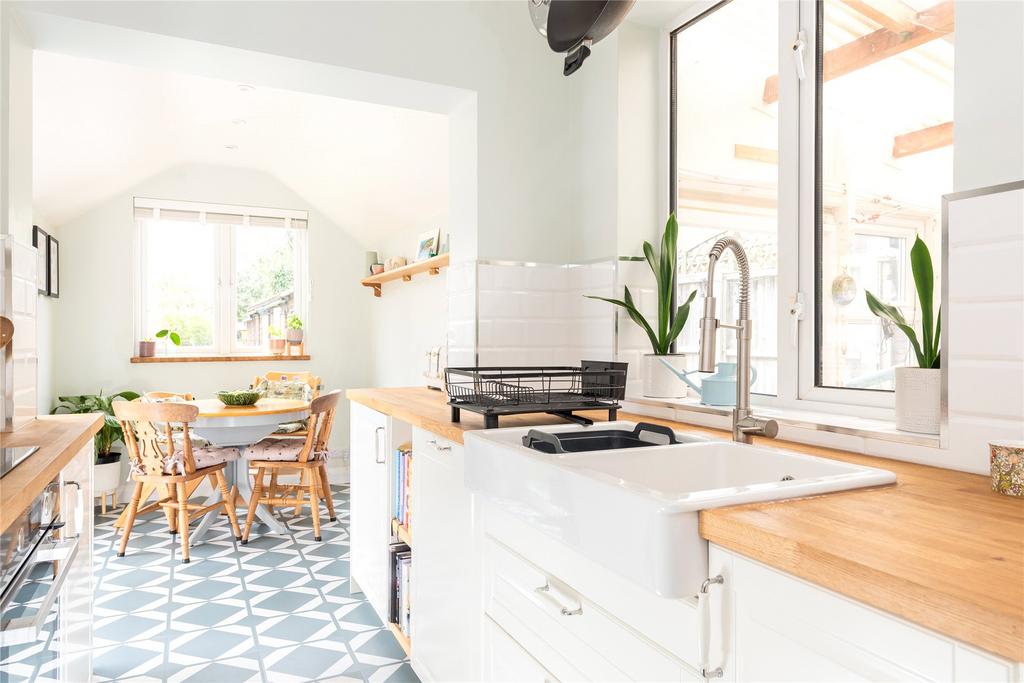 Kitchen/Breakfast Rm