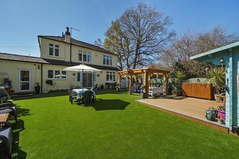 undefined, The Avenue, West Wickham