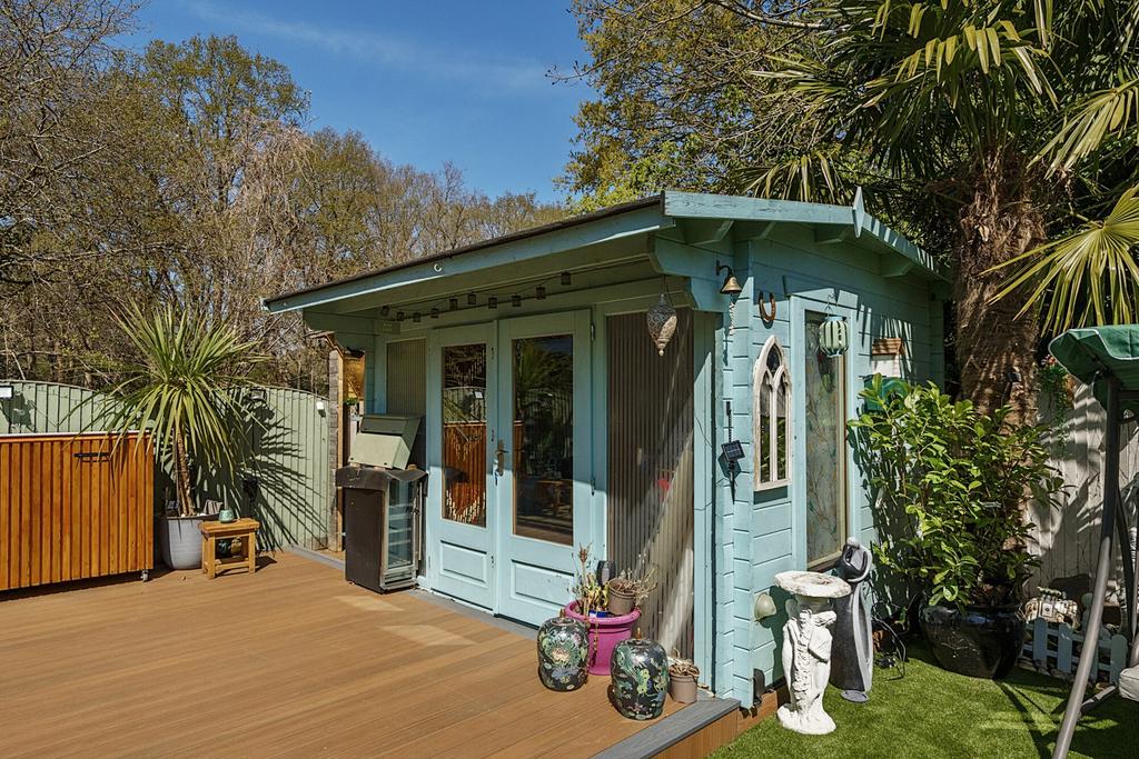 Outbuilding