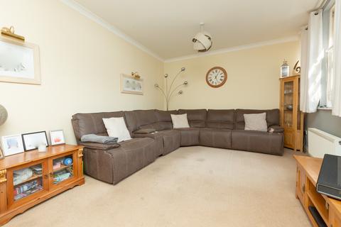 9 Jacksons Stables, Westgate-on-sea, CT8 8QJ