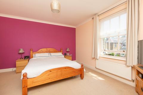 9 Jacksons Stables, Westgate-on-sea, CT8 8QJ