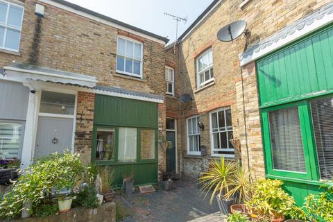 9 Jacksons Stables, Westgate-on-sea, CT8 8QJ