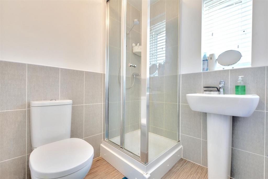 Ensuite.jpeg
